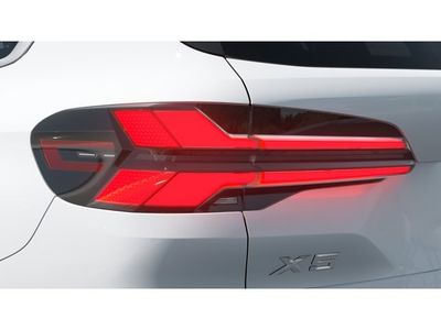 2026 BMW X5 xDrive40i — photo 8 view