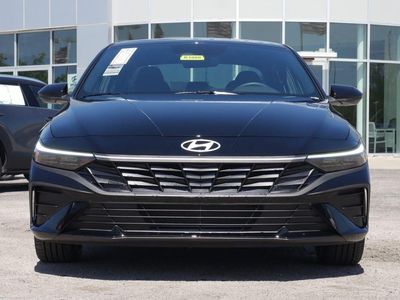2026 Hyundai Elantra - Photo 3