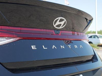 2026 Hyundai Elantra - Photo 19