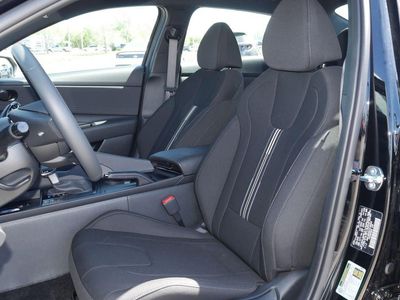 2026 Hyundai Elantra - Photo 31