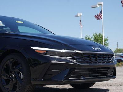 2026 Hyundai Elantra - Photo 2