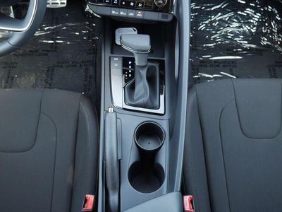 2026 Hyundai Elantra - Photo 41