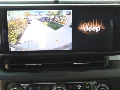 2024 Jeep Wrangler 4xe — photo 17 view
