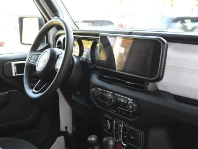 2024 Jeep Wrangler 4xe — photo 29 view