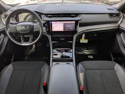 2026 Jeep Grand Cherokee — photo 16 view