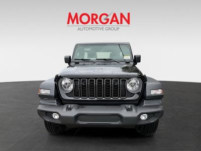 2026 Jeep Wrangler - Photo 3