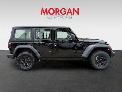 2026 Jeep Wrangler - Photo 8