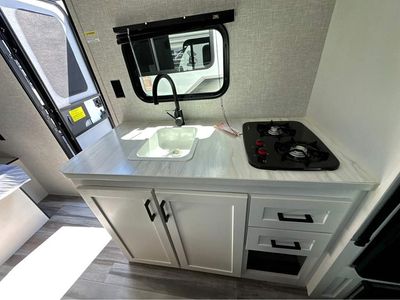 2025 JAYCO JAY FLIGHT SLX - Photo 13
