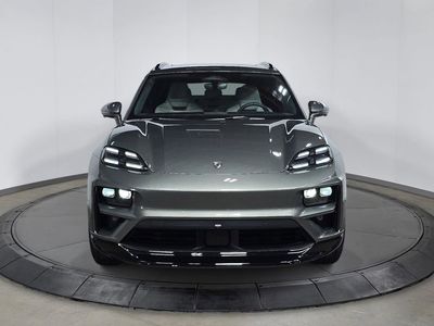 2026 Porsche Macan Electric - Photo 10