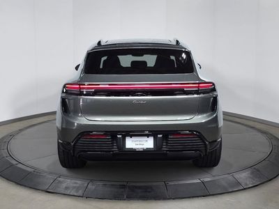 2026 Porsche Macan Electric - Photo 6