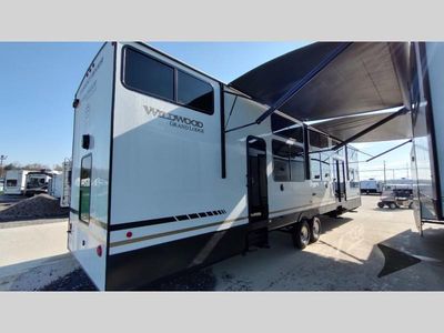2025 Forest River RV Wildwood Grand Lodge - Photo 9