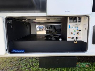 2026 Brinkley Model Z — photo 42 view