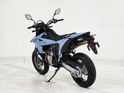 2025 Suzuki DR-Z4SM - Photo 4