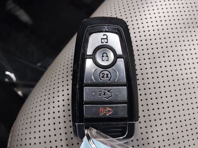 2024 Ford Mustang - Photo 15