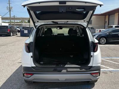 2025 Hyundai Tucson — photo 13 view