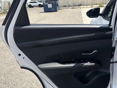 2025 Hyundai Tucson — photo 12 view