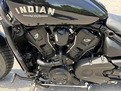2025 Indian Motorcycle Scout Bobber Limited +Tech Black Metallic - Photo 10