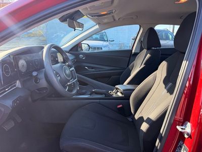2024 Hyundai Elantra SEL - Photo 12