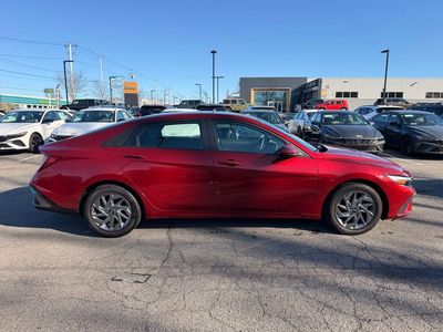 2024 Hyundai Elantra SEL - Photo 4