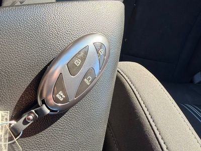 2024 Hyundai Elantra SEL - Photo 1