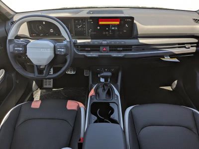 2026 Kia K4 — photo 16 view