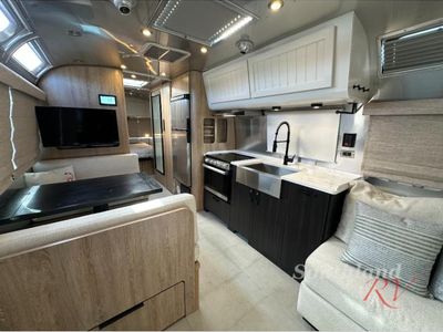 2022 Airstream Pottery Barn Special Edition - Photo 11
