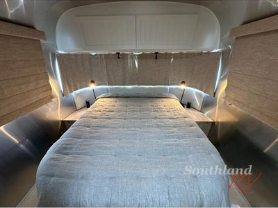 2022 Airstream Pottery Barn Special Edition - Photo 16