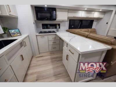 2026 Brinkley Model I - Photo 15