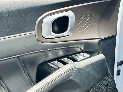 2024 Kia Sorento — photo 18 view