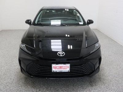 2025 Toyota Camry FWD - Photo 3
