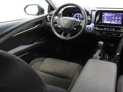 2025 Toyota Camry FWD - Photo 32