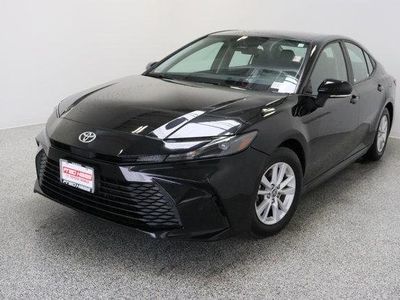 2025 Toyota Camry FWD - Photo 2