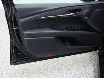 2025 Toyota Camry FWD - Photo 12