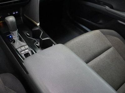 2025 Toyota Camry FWD - Photo 16