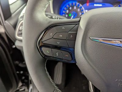 2026 Chrysler Pacifica — photo 20 view