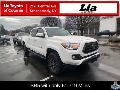 2022 Toyota Tacoma - Photo 2