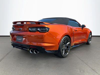 2023 Chevrolet Camaro — photo 7 view