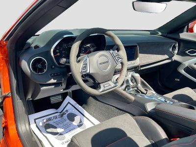 2023 Chevrolet Camaro — photo 9 view