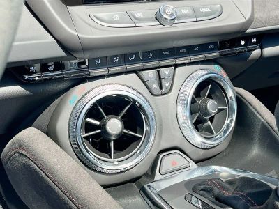 2023 Chevrolet Camaro — photo 15 view