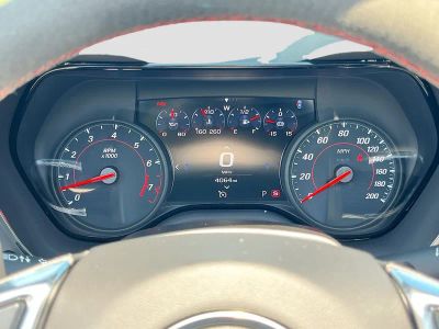 2023 Chevrolet Camaro — photo 12 view