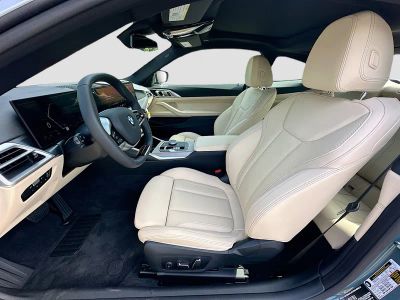 2026 BMW 4 Series — photo 16 view