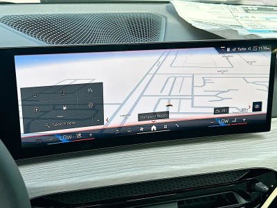 2026 BMW 4 Series — photo 11 view