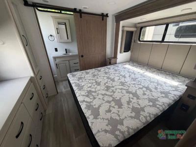 2024 Alliance RV Paradigm — photo 29 view