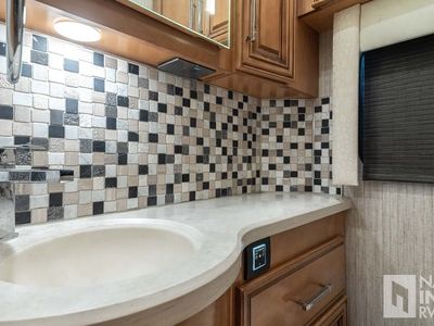 2022 Newmar Mountain Aire - Photo 23