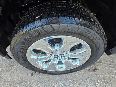 2026 Ram 1500 — photo 10 view