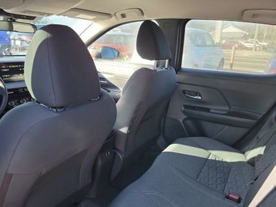 2025 Nissan Kicks - Photo 27