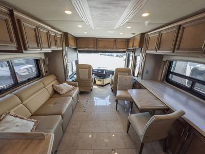 2019 Newmar VENTANA - Photo 4