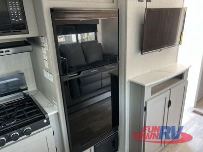 2025 Coachmen RV Clipper 6K Series - Photo 22