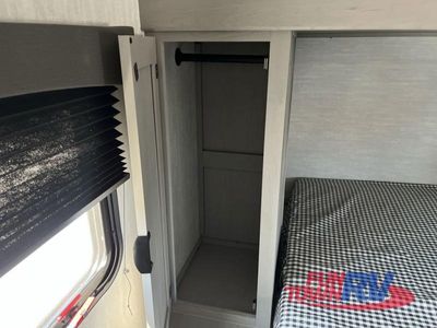 2025 Coachmen RV Clipper 6K Series - Photo 37