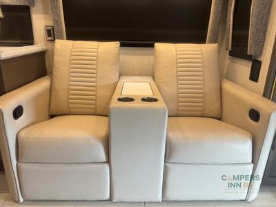 2026 Newmar Grand Star — photo 35 view